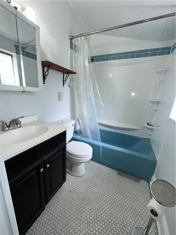 Brookline, Pennsylvania 15226, United States, 2 Bedrooms Bedrooms, ,1 BathroomBathrooms,Residential,Contingent,118288