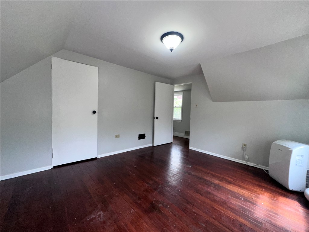 Brookline, Pennsylvania 15226, United States, 2 Bedrooms Bedrooms, ,1 BathroomBathrooms,Residential,Contingent,118288