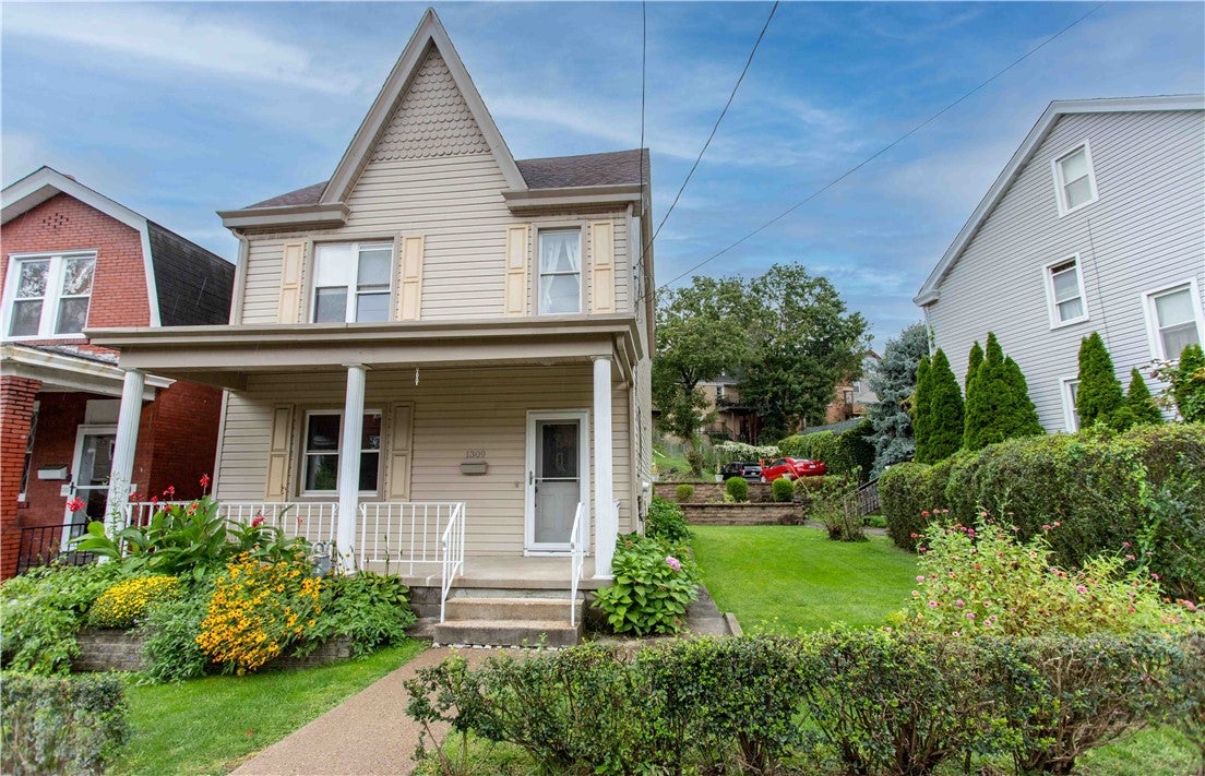 1309 Arkansas Ave