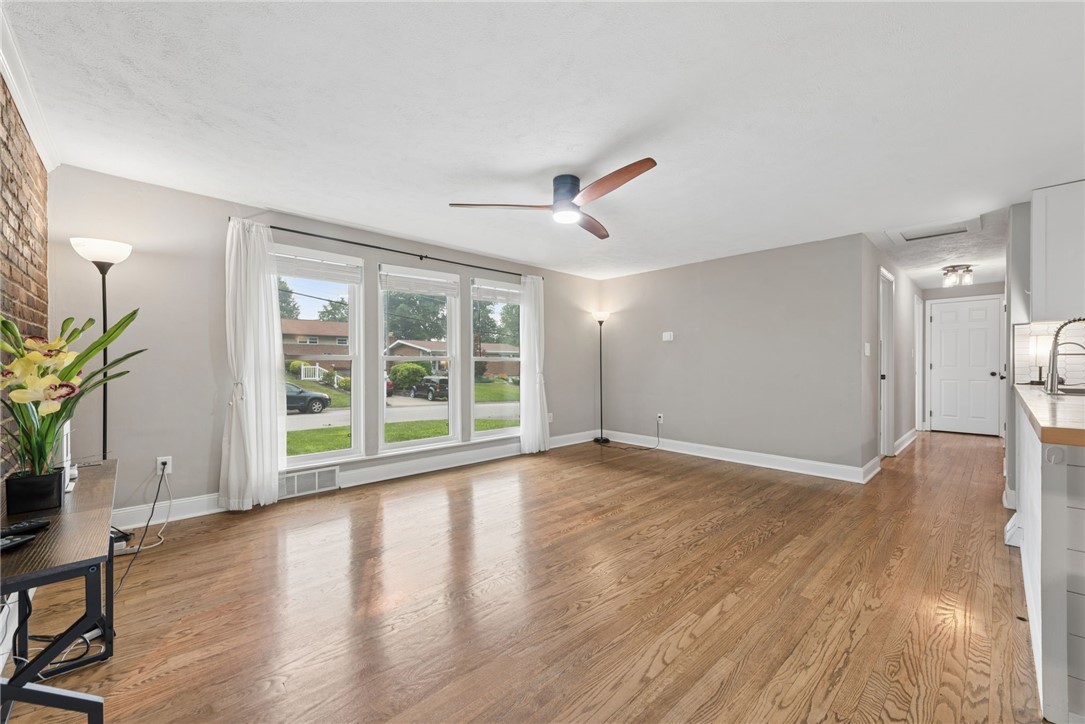 5043 Ozark Dr