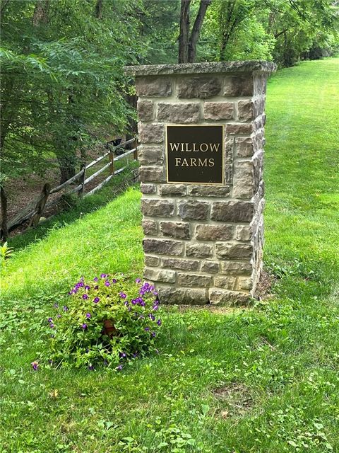 Photo for 121 Willow Farms Court