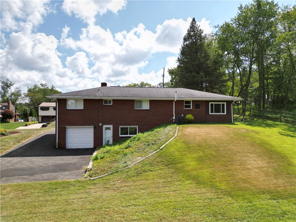 Monroeville, Pennsylvania 15146, United States, 4 Bedrooms Bedrooms, ,2 BathroomsBathrooms,Residential,Contingent,191219