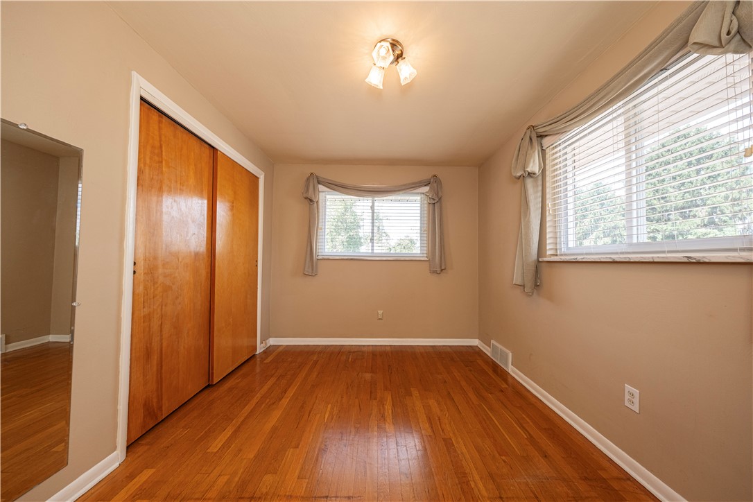 Monroeville, Pennsylvania 15146, United States, 4 Bedrooms Bedrooms, ,2 BathroomsBathrooms,Residential,Contingent,191219