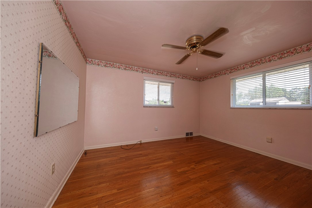 Monroeville, Pennsylvania 15146, United States, 4 Bedrooms Bedrooms, ,2 BathroomsBathrooms,Residential,Contingent,191219