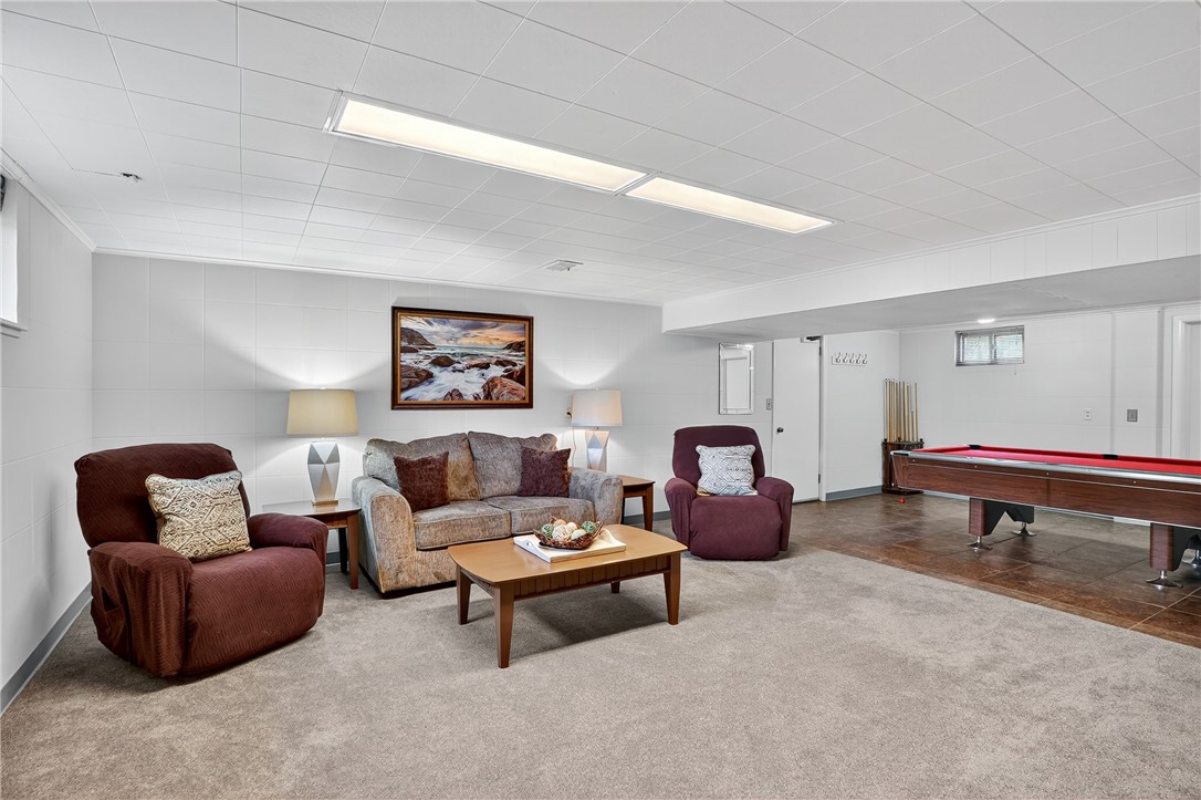 Peters Twp, Pennsylvania 15317, United States, 5 Bedrooms Bedrooms, ,3 BathroomsBathrooms,Residential,Active,194521