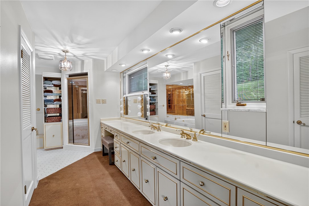 Peters Twp, Pennsylvania 15317, United States, 5 Bedrooms Bedrooms, ,3 BathroomsBathrooms,Residential,Active,194521