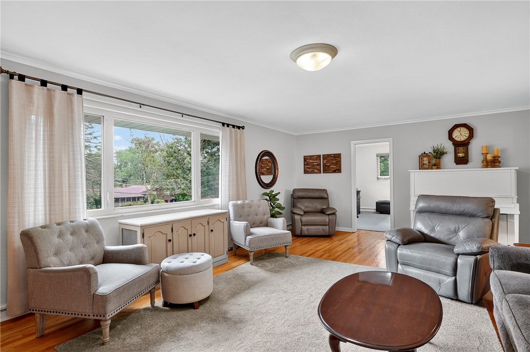 Peters Twp, Pennsylvania 15317, United States, 5 Bedrooms Bedrooms, ,3 BathroomsBathrooms,Residential,Active,194521