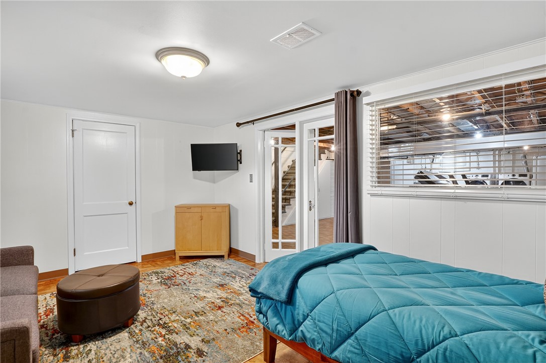 Peters Twp, Pennsylvania 15317, United States, 5 Bedrooms Bedrooms, ,3 BathroomsBathrooms,Residential,Active,194521