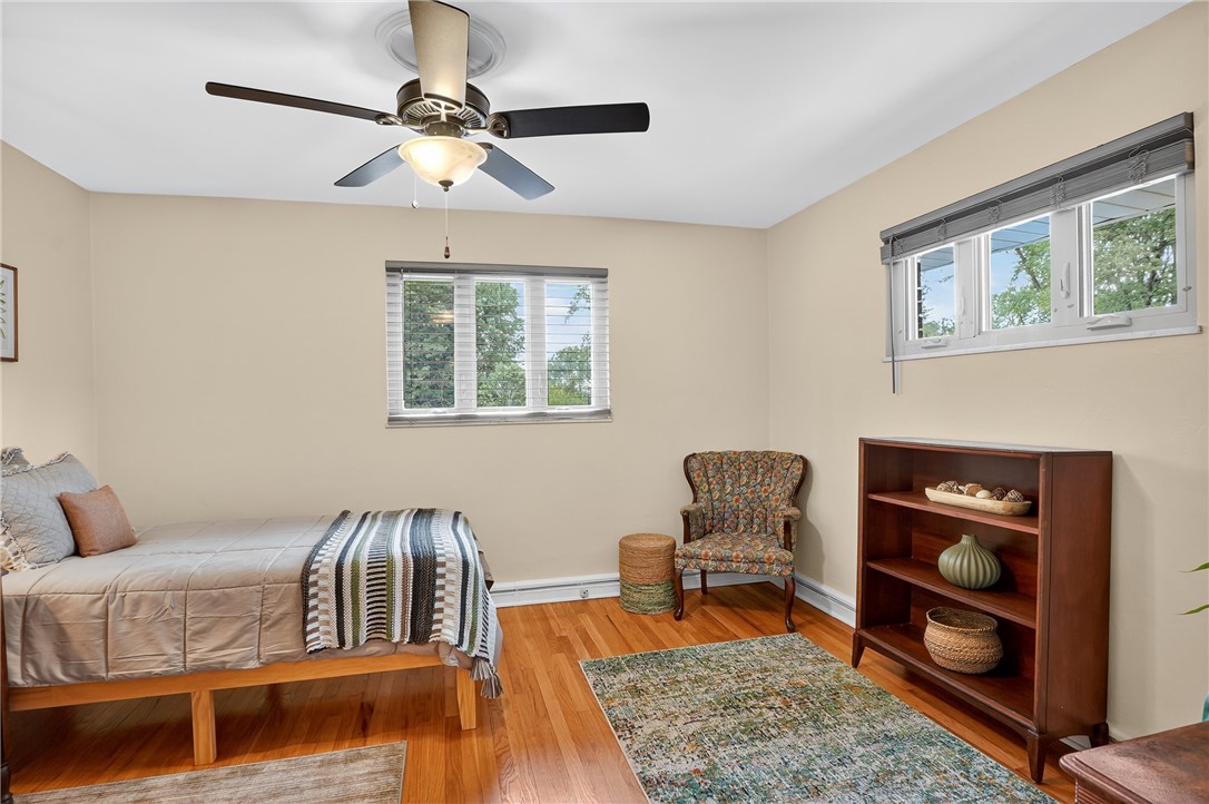 Peters Twp, Pennsylvania 15317, United States, 5 Bedrooms Bedrooms, ,3 BathroomsBathrooms,Residential,Active,194521