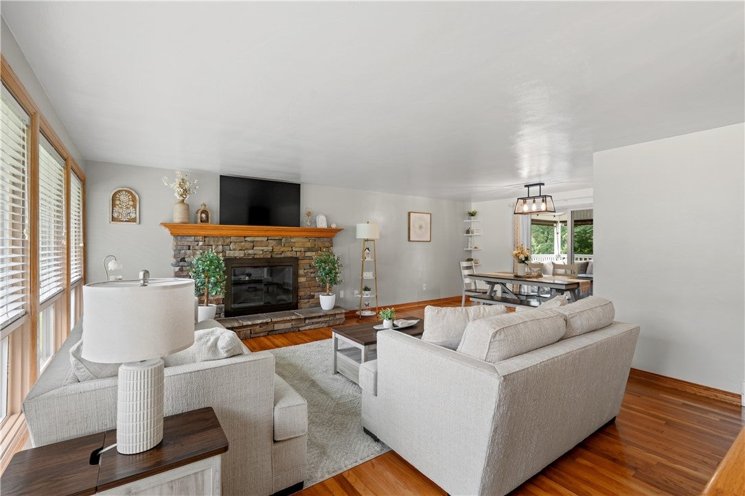 336 Maple Rd