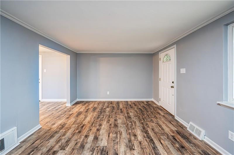 City Of Greensburg, Pennsylvania 15601, United States, 4 Bedrooms Bedrooms, ,2 BathroomsBathrooms,Residential,Pending,23102