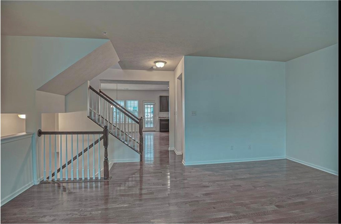 403 Pointe View Drive