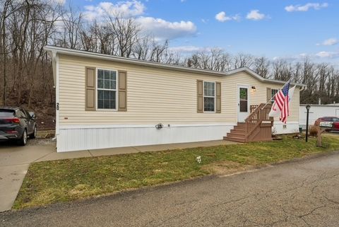 Photo of 20 Parkvue Dr, Finleyville, PA 15332 (MLS # 1742621)