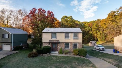 Photo of 177 Walden Way, Imperial, PA 15126 (MLS # 1729058)