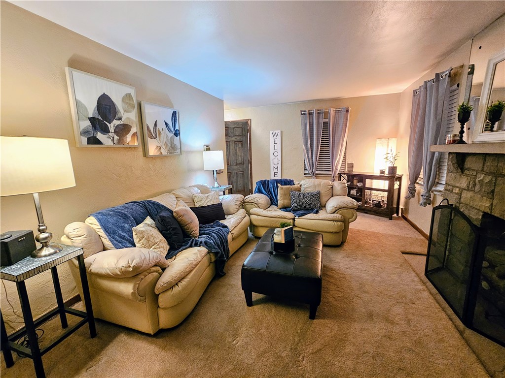 3241 Shadyway Dr Dr, Brentwood, Pennsylvania image 12