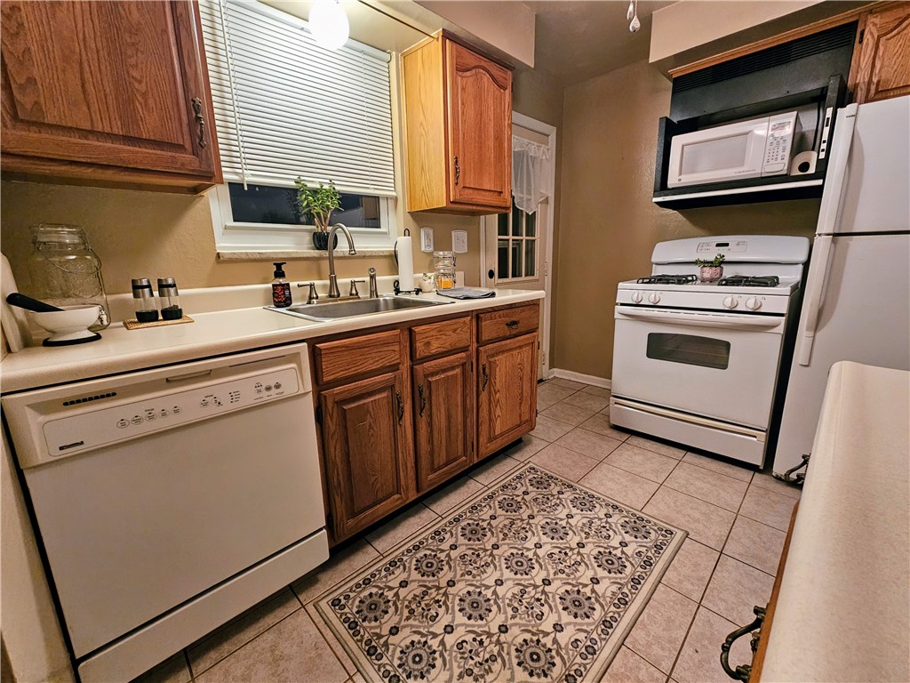 3241 Shadyway Dr Dr, Brentwood, Pennsylvania image 16