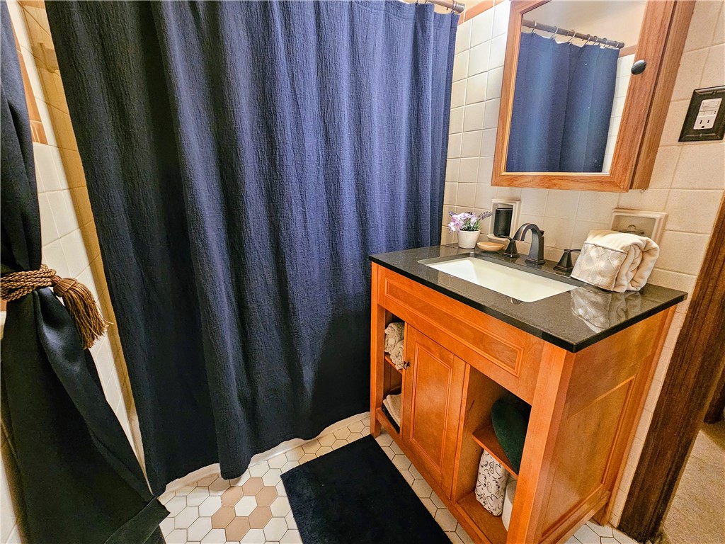 3241 Shadyway Dr Dr, Brentwood, Pennsylvania image 24