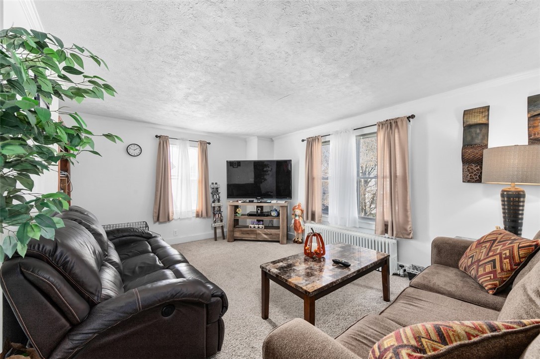 Connellsville, Pennsylvania 15425, United States, 2 Bedrooms Bedrooms, ,1 BathroomBathrooms,Residential,Active,240954