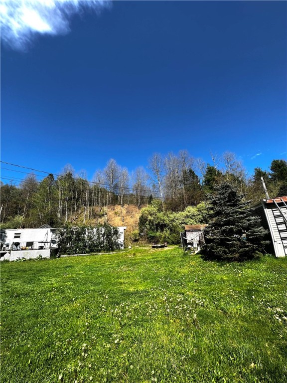 Cherry Twp, Pennsylvania 16061, United States, 5 Bedrooms Bedrooms, ,2 BathroomsBathrooms,Residential,Active,123967