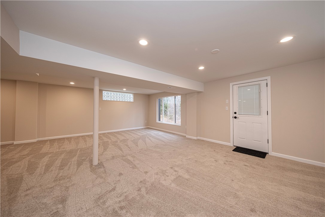 Hampton, Pennsylvania 15101, United States, 3 Bedrooms Bedrooms, ,2 BathroomsBathrooms,Residential,Active,250279