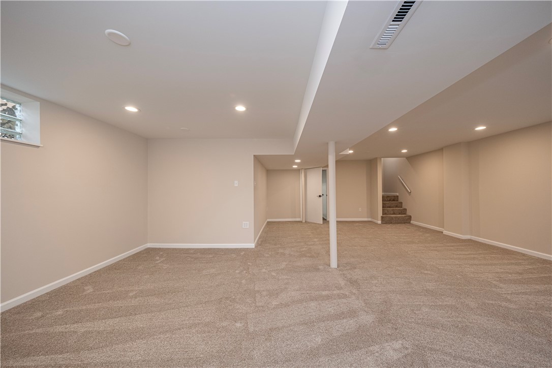 Hampton, Pennsylvania 15101, United States, 3 Bedrooms Bedrooms, ,2 BathroomsBathrooms,Residential,Active,250279