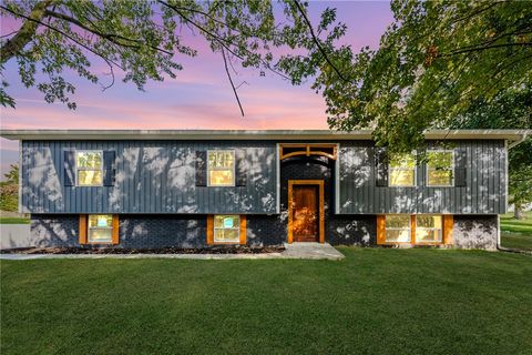 Photo of 2178 Mount Morris Rd, Waynesburg, PA 15370 (MLS # 1746136)