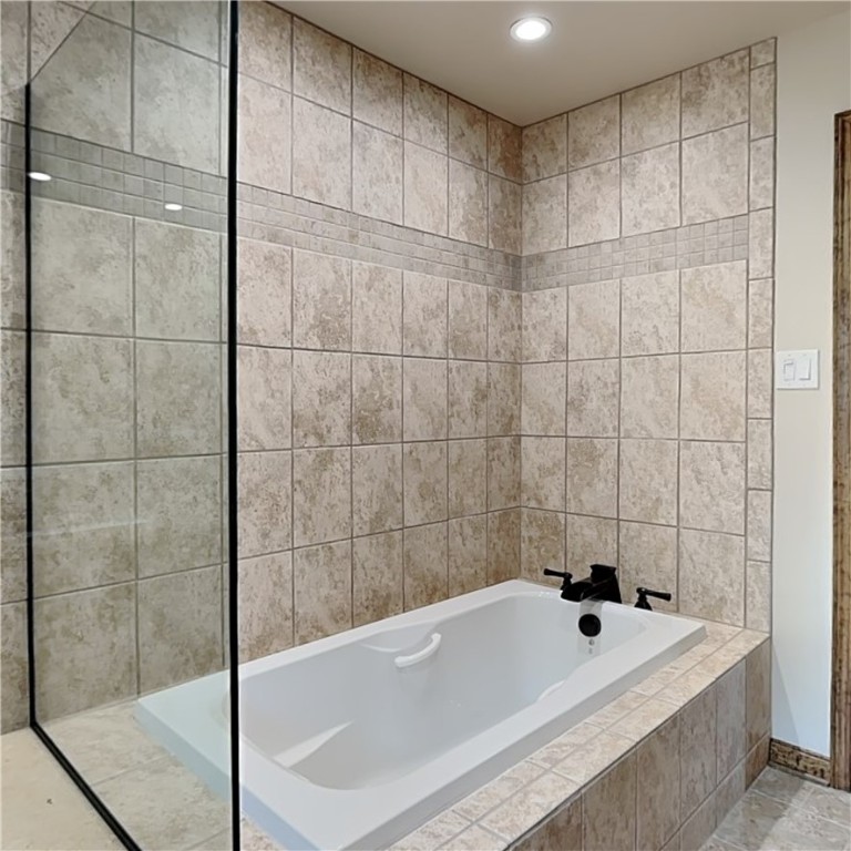 McCandless, Pennsylvania 15237, United States, 4 Bedrooms Bedrooms, ,4 BathroomsBathrooms,Residential,Active,181618