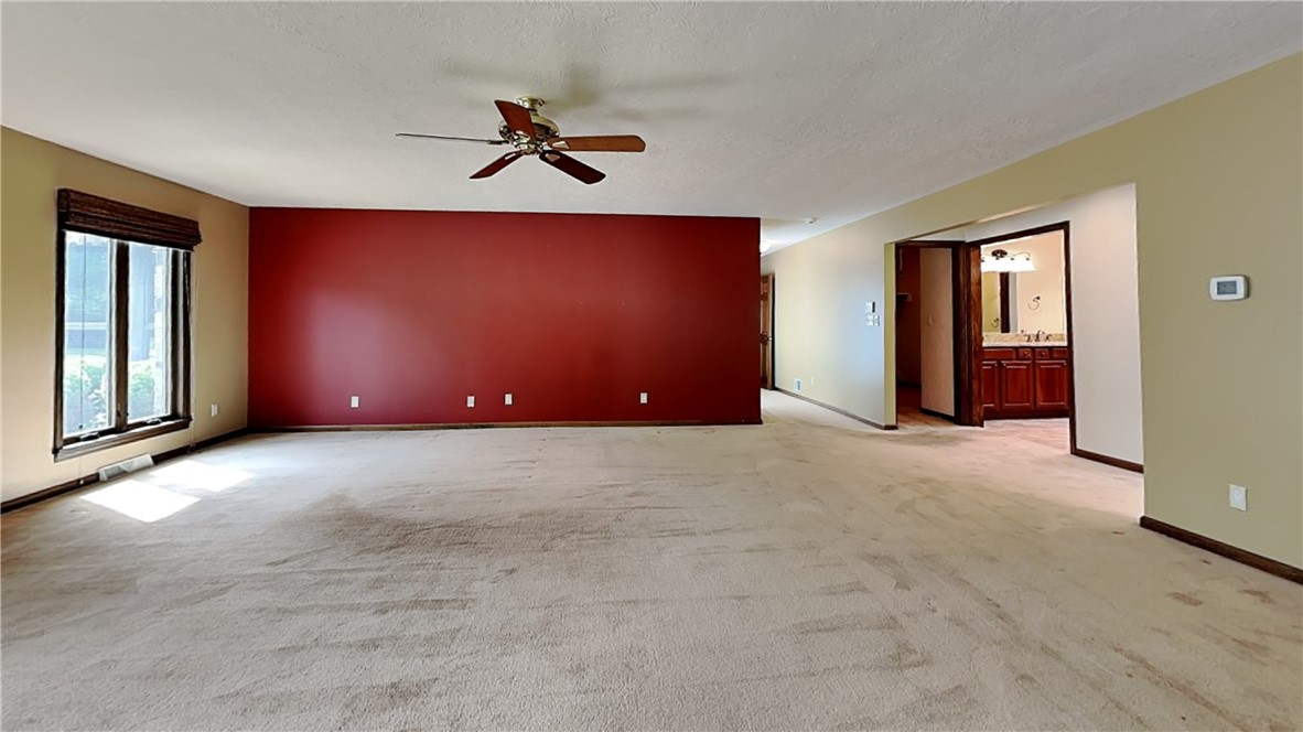 McCandless, Pennsylvania 15237, United States, 4 Bedrooms Bedrooms, ,4 BathroomsBathrooms,Residential,Active,181618