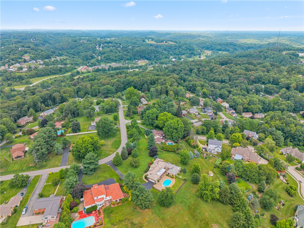 McCandless, Pennsylvania 15237, United States, 4 Bedrooms Bedrooms, ,4 BathroomsBathrooms,Residential,Active,181618