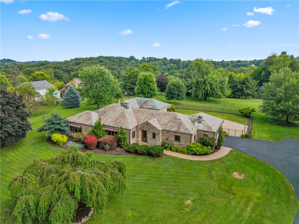 McCandless, Pennsylvania 15237, United States, 4 Bedrooms Bedrooms, ,4 BathroomsBathrooms,Residential,Active,181618