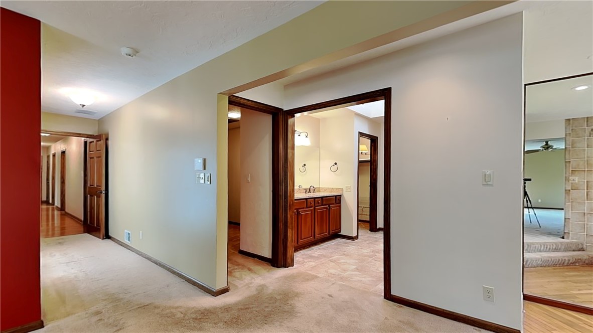 McCandless, Pennsylvania 15237, United States, 4 Bedrooms Bedrooms, ,4 BathroomsBathrooms,Residential,Active,181618