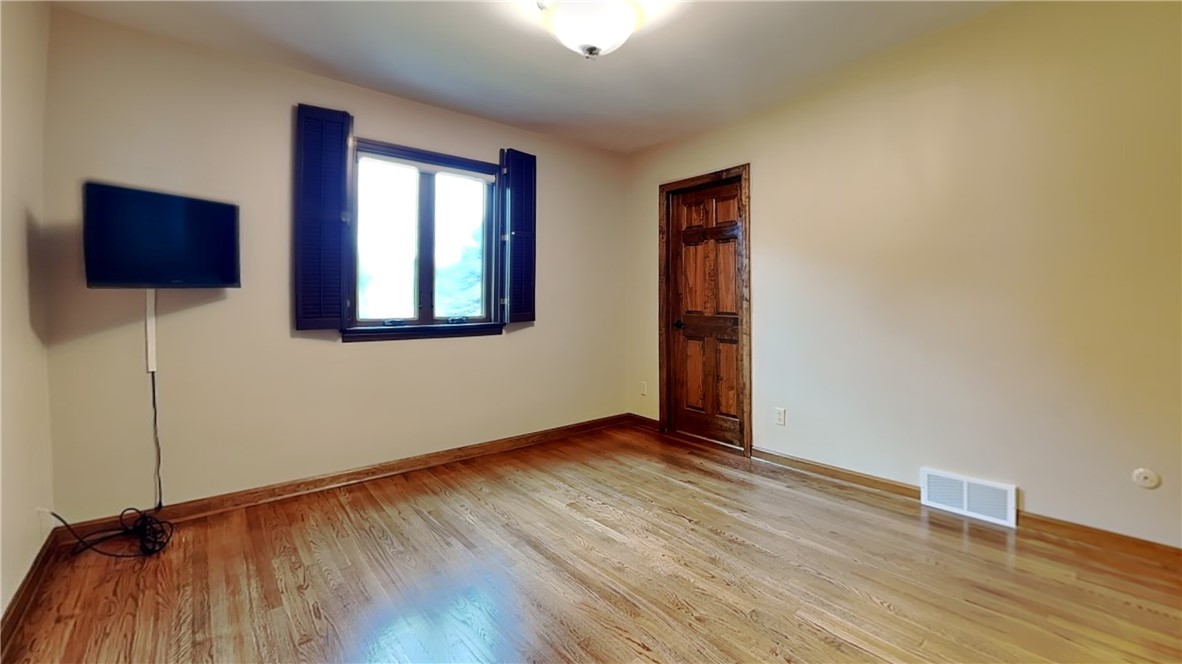 McCandless, Pennsylvania 15237, United States, 4 Bedrooms Bedrooms, ,4 BathroomsBathrooms,Residential,Active,181618