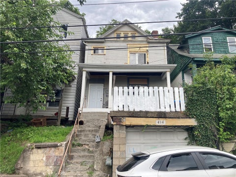 Homes For Sale - 414 Woodward Ave Ave<br/> McKees Rocks, PA 15136