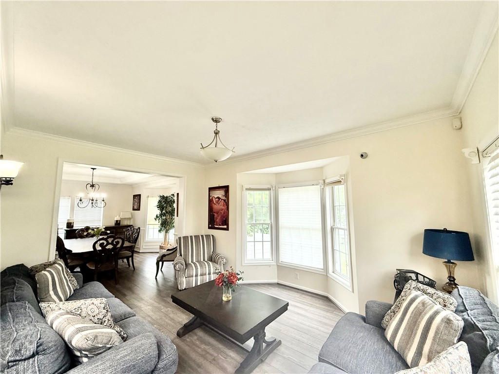 3230 Sequoia Dr