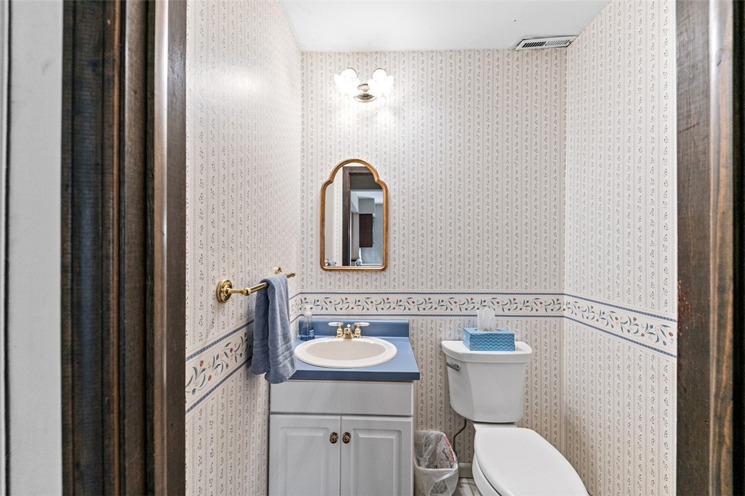 Monroeville, Pennsylvania 15146, United States, 4 Bedrooms Bedrooms, ,3 BathroomsBathrooms,Residential,Active,194427