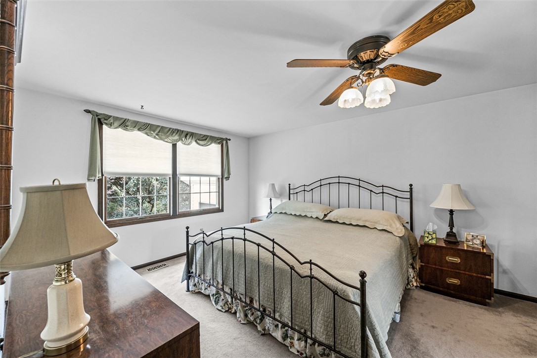 Monroeville, Pennsylvania 15146, United States, 4 Bedrooms Bedrooms, ,3 BathroomsBathrooms,Residential,Active,194427