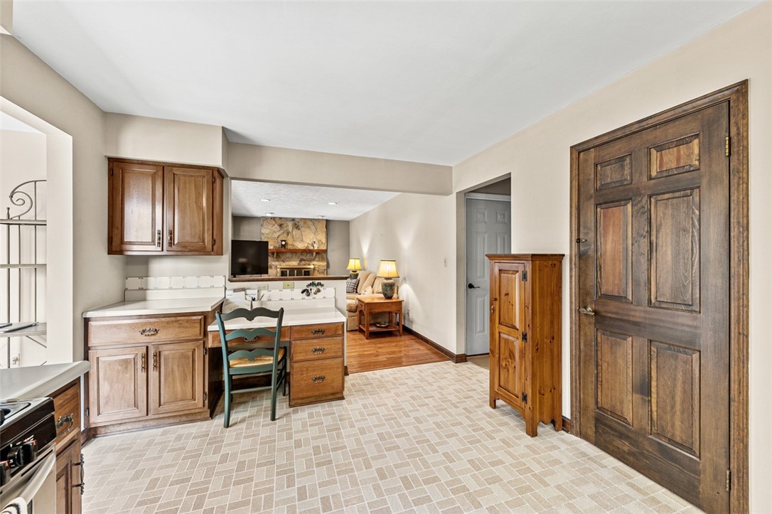 Monroeville, Pennsylvania 15146, United States, 4 Bedrooms Bedrooms, ,3 BathroomsBathrooms,Residential,Active,194427