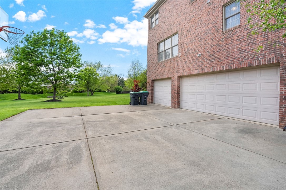 302 Castanea Drive