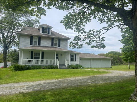 Photo for 1055 E Lake Road