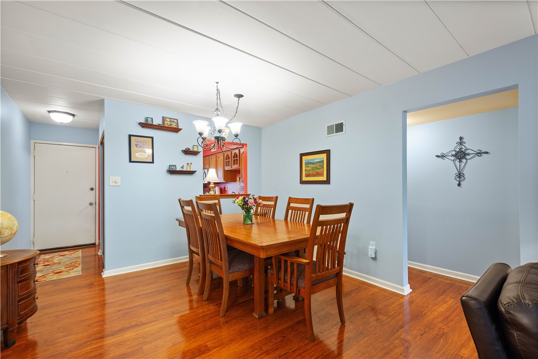 Pittsburgh, Pennsylvania 15220, United States, 2 Bedrooms Bedrooms, ,1 BathroomBathrooms,Residential,Active,171187