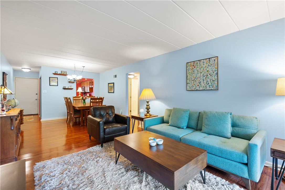 Pittsburgh, Pennsylvania 15220, United States, 2 Bedrooms Bedrooms, ,1 BathroomBathrooms,Residential,Active,171187