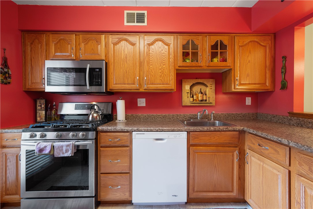 Pittsburgh, Pennsylvania 15220, United States, 2 Bedrooms Bedrooms, ,1 BathroomBathrooms,Residential,Active,171187