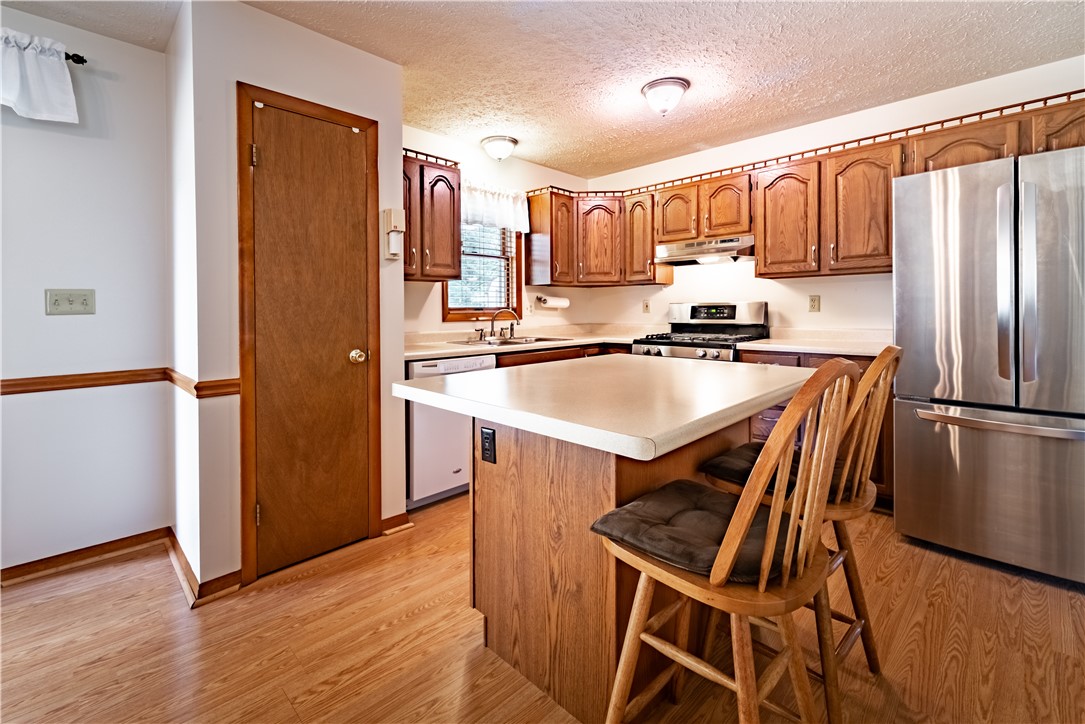 Twp Of But NW, Pennsylvania 16001, United States, 3 Bedrooms Bedrooms, ,3 BathroomsBathrooms,Residential,Pending,203651