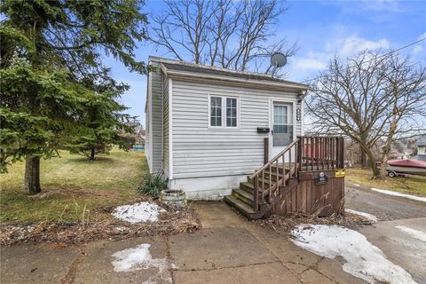 406 E Lutton St New Castle PA 16101