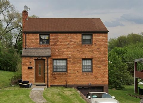 Photo of 4917 E Willock Rd, Pittsburgh, PA 15227 (MLS # 1737427)