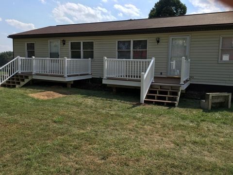 Photo of 1445 N Main St, Washington, PA 15301 (MLS # 1726830)