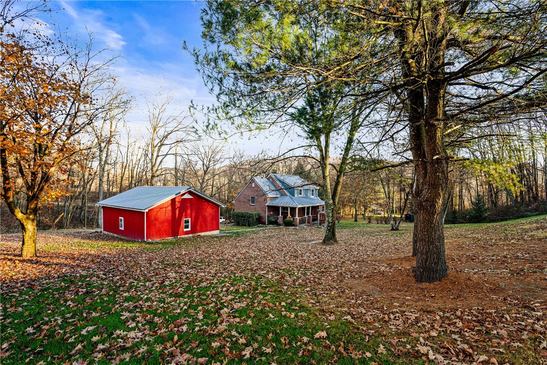 Lincoln Twp, Pennsylvania 15501, United States, 5 Bedrooms Bedrooms, ,1 BathroomBathrooms,Residential,Pending,33424