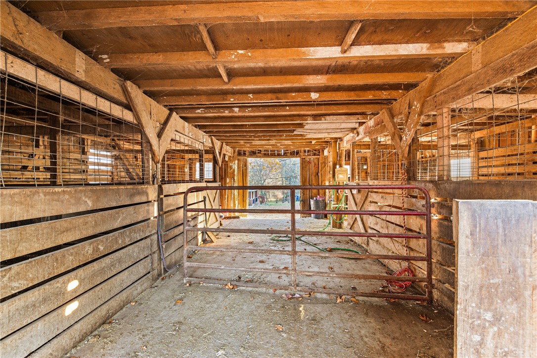 Lincoln Twp, Pennsylvania 15501, United States, 5 Bedrooms Bedrooms, ,1 BathroomBathrooms,Residential,Pending,33424