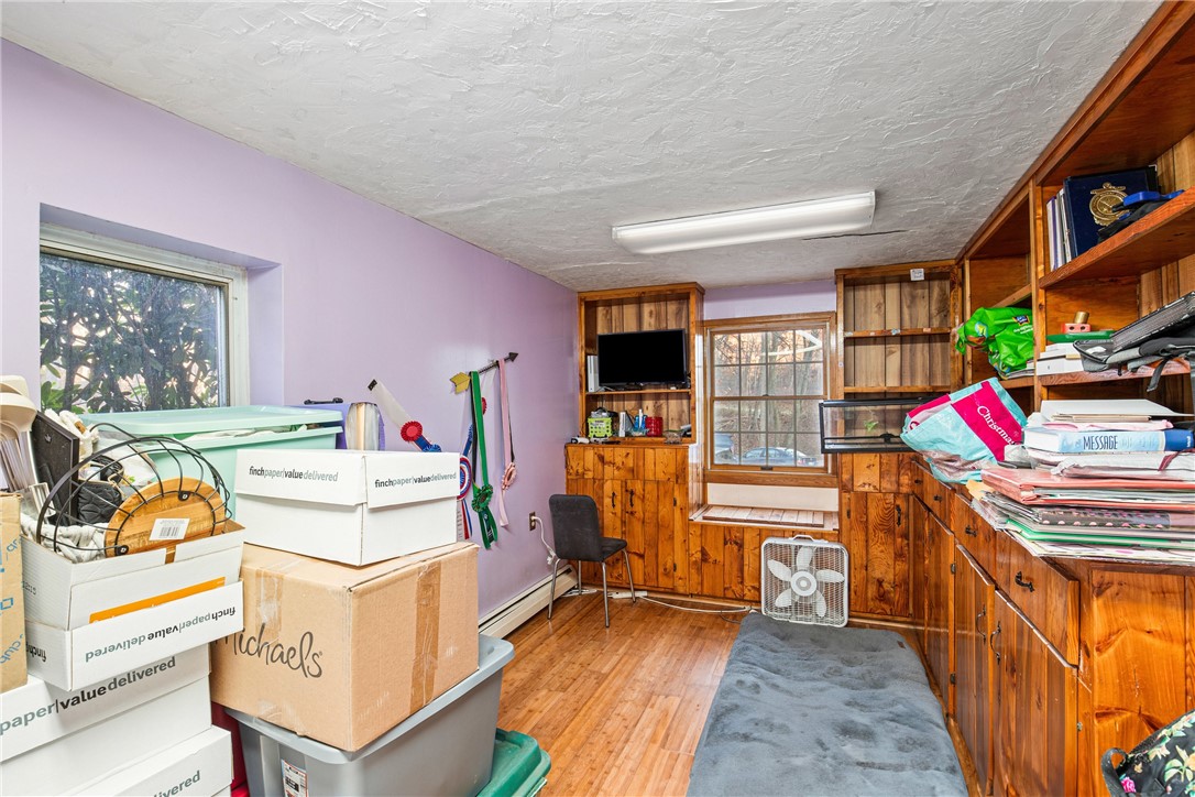 Lincoln Twp, Pennsylvania 15501, United States, 5 Bedrooms Bedrooms, ,1 BathroomBathrooms,Residential,Pending,33424