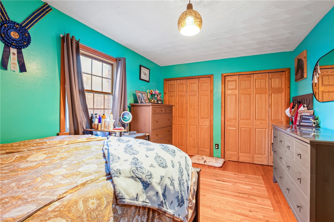 Lincoln Twp, Pennsylvania 15501, United States, 5 Bedrooms Bedrooms, ,1 BathroomBathrooms,Residential,Pending,33424